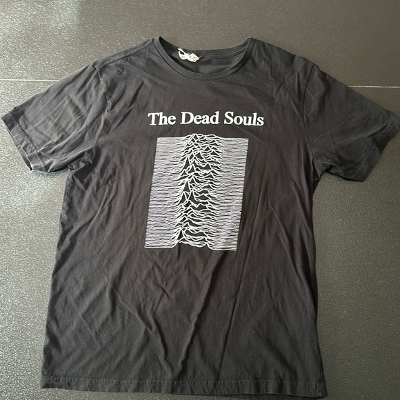 Joy Division tribute The Dead Souls “Unknown Pleasures” cover t-shirt - Picture 1 of 5
